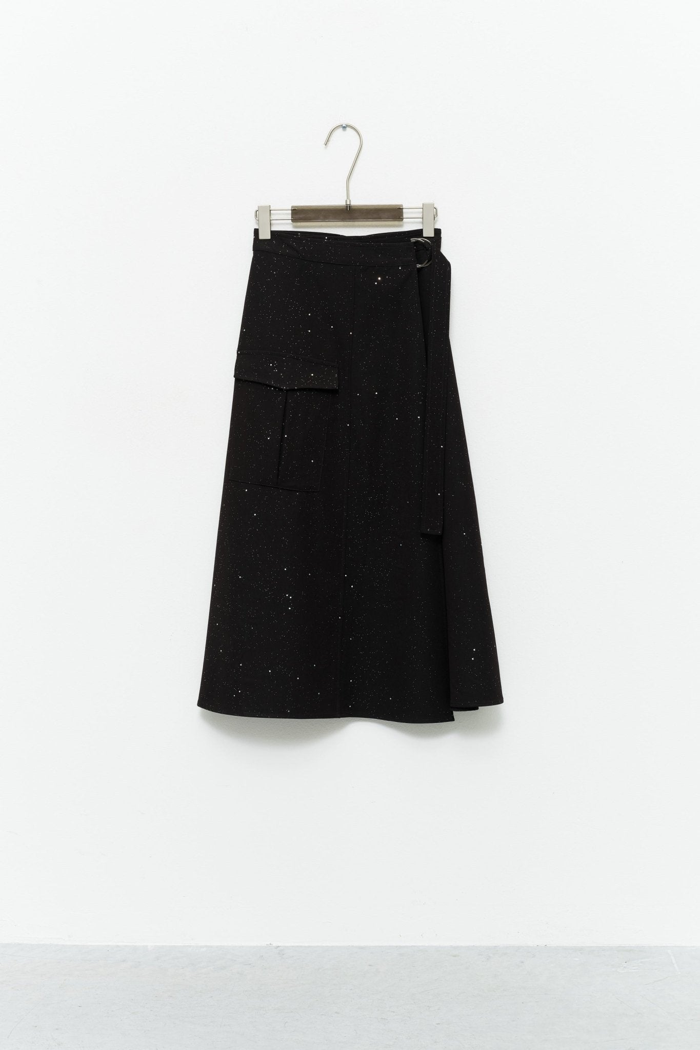 Falda asimétrica negra noche con strass - PODENCO